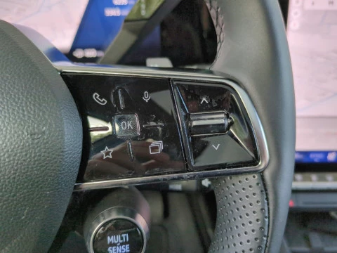 Renault Scenic E-Tech Iconic 160 kW (220CV) gran autonomía