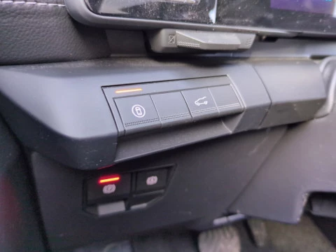 Renault Scenic E-Tech Iconic 160 kW (220CV) gran autonomía