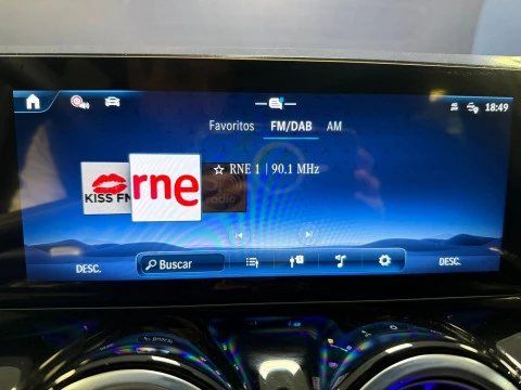 Mercedes-Benz GLB GLB 200 d