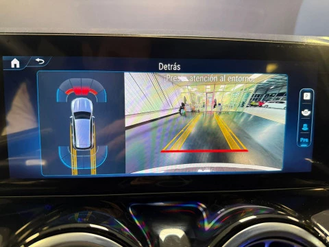 Mercedes-Benz GLB GLB 200 d