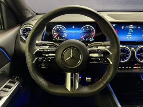 Mercedes-Benz GLB GLB 200 d