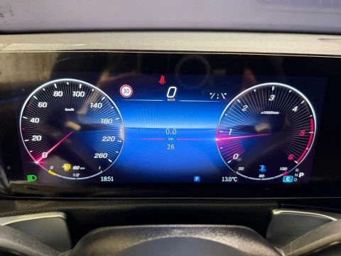 Mercedes-Benz GLB GLB 200 d