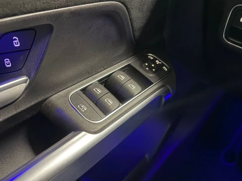 Mercedes-Benz GLB GLB 200 d