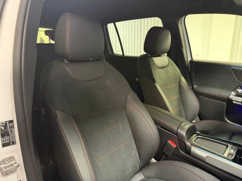 Mercedes-Benz GLB GLB 200 d