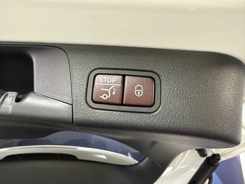 Mercedes-Benz GLB GLB 200 d