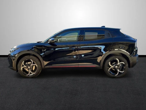 Alfa Romeo Junior Ibrida Speciale 107kW (145CV)