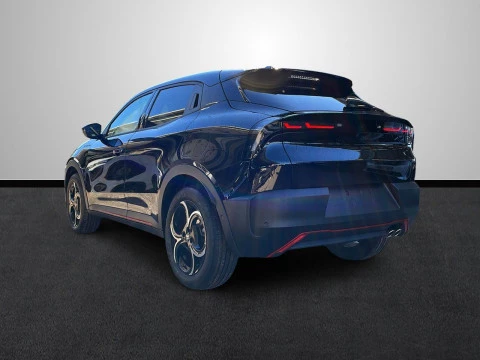 Alfa Romeo Junior Ibrida Speciale 107kW (145CV)