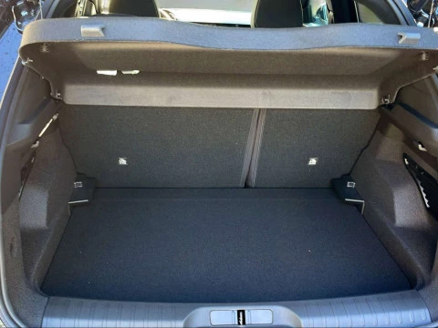 Alfa Romeo Junior Ibrida Speciale 107kW (145CV)