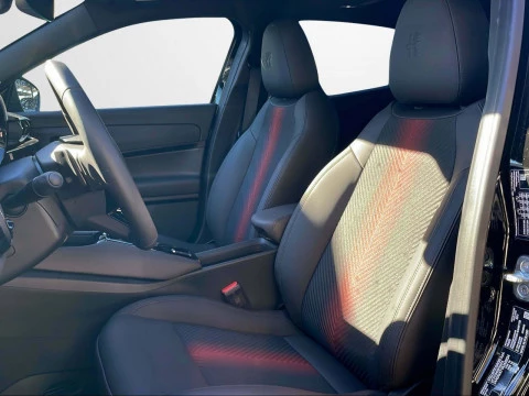 Alfa Romeo Junior Ibrida Speciale 107kW (145CV)