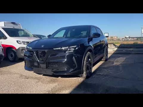 Alfa Romeo Junior Ibrida Speciale 107kW (145CV)