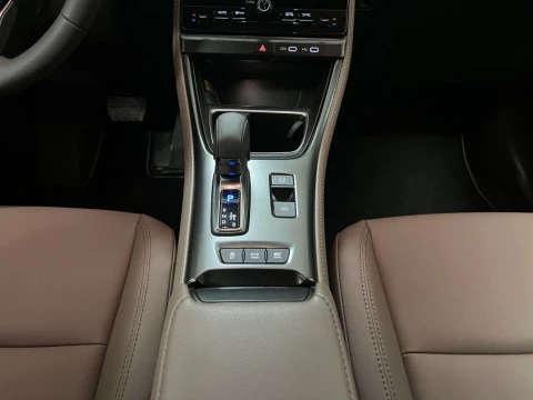 Lexus LBX 1.5 136cv HEV Elegant+