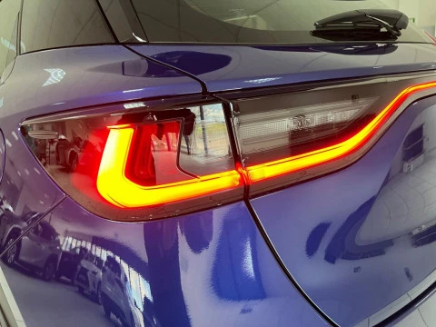 Lexus LBX 1.5 136cv HEV Elegant+