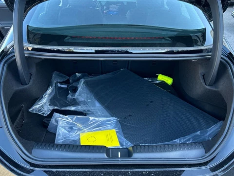 Mercedes-Benz CLA  200 con tecnologia EQ