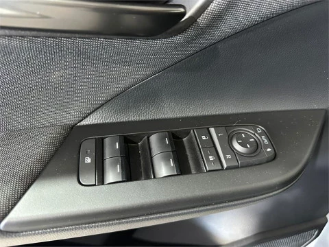 Toyota C-HR - Advance Hybrid 140