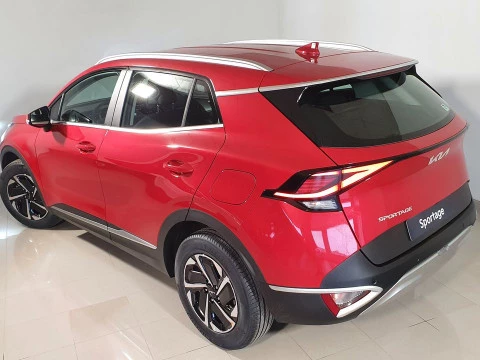 Kia Sportage 1.6 T-GDi MHEV 118kW (160CV) Drive 17