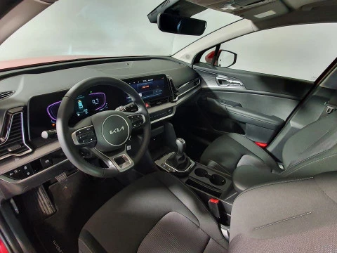 Kia Sportage 1.6 T-GDi MHEV 118kW (160CV) Drive 17