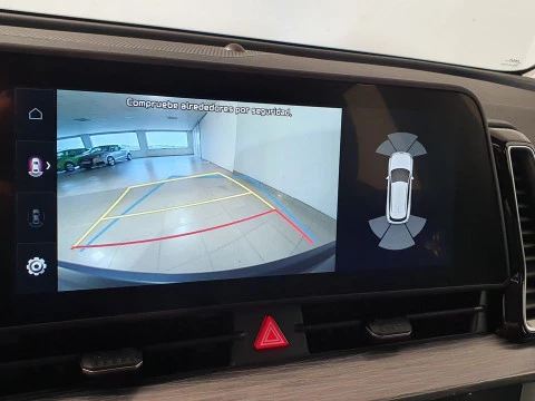 Kia Sportage 1.6 T-GDi MHEV 118kW (160CV) Drive 17