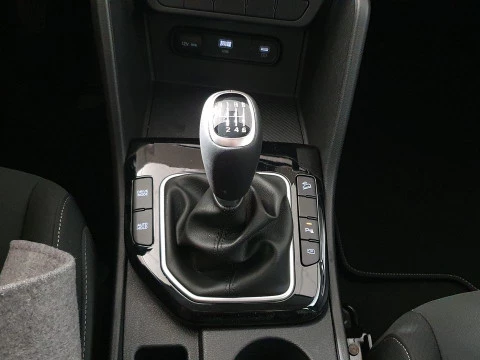 Kia Sportage 1.6 T-GDi MHEV 118kW (160CV) Drive 17