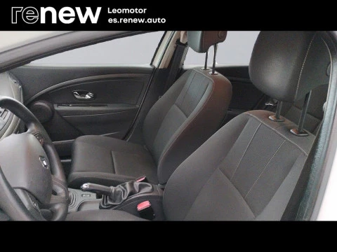 Renault Megane   1.6 Authentique