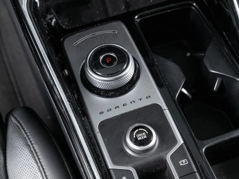 Kia Sorento 1.6 T-GDi HEV Plus Edition 4x2 7pl