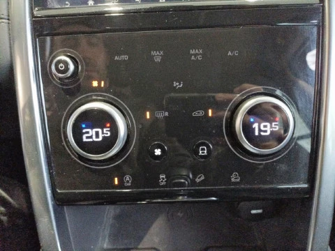 Land Rover Discovery Sport 2.0D I4- 150 PS AWD MHEV AT Standard