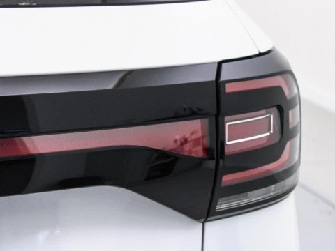 Volkswagen T-Cross 1.0 TSI 81KW SPORT 110 5P
