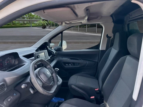 Peugeot Partner Pro Standard 600kg BlueHDi 73kW