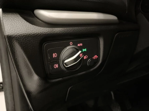 Audi A3 Cabrio Ambition 1.6 TDI clean diesel 81 kW (110 CV)