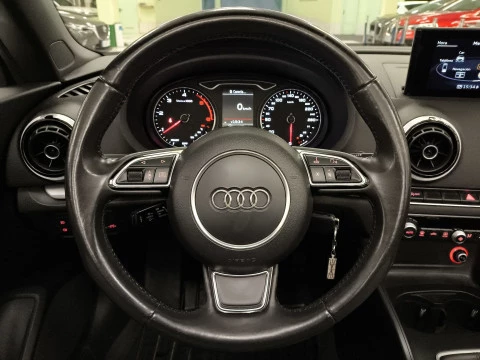 Audi A3 Cabrio Ambition 1.6 TDI clean diesel 81 kW (110 CV)