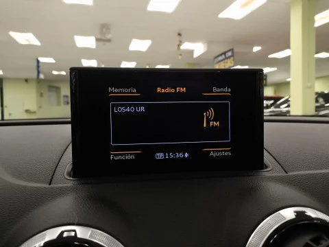 Audi A3 Cabrio Ambition 1.6 TDI clean diesel 81 kW (110 CV)