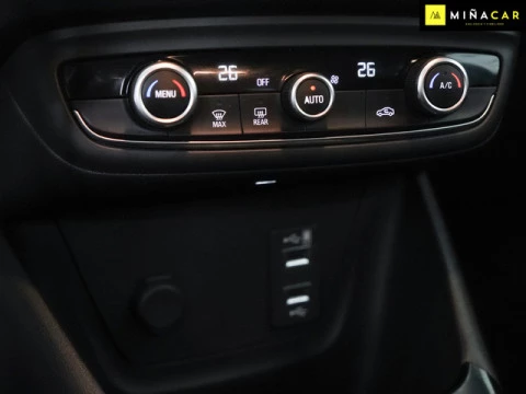 Opel Crossland X 1.2 Design Line 120 Aniversario 60 kW (81 CV)