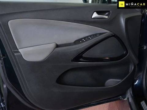 Opel Crossland X 1.2 Design Line 120 Aniversario 60 kW (81 CV)