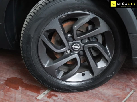 Opel Crossland X 1.2 Design Line 120 Aniversario 60 kW (81 CV)