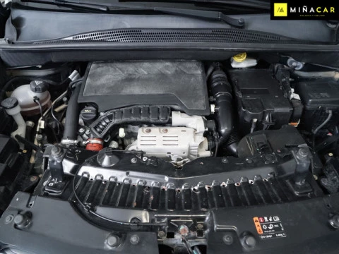 Opel Crossland X 1.2 Design Line 120 Aniversario 60 kW (81 CV)