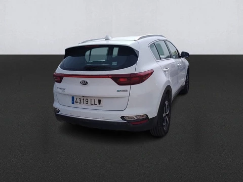 Kia Sportage 1.6 MHEV Business 100kW (136CV) 4x4