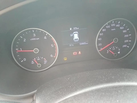 Kia Sportage 1.6 MHEV Business 100kW (136CV) 4x4