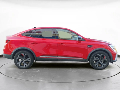 Renault Arkana 1.6 E-TECH R.S.LINE FAST TRACK 105KW 5P