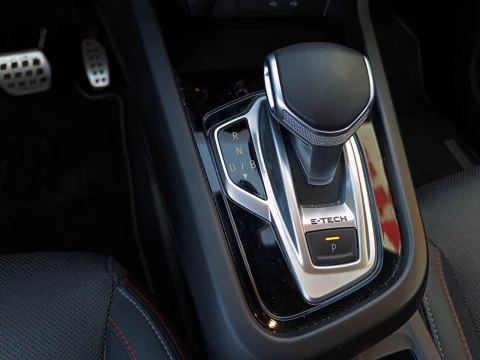 Renault Arkana 1.6 E-TECH R.S.LINE FAST TRACK 105KW 5P