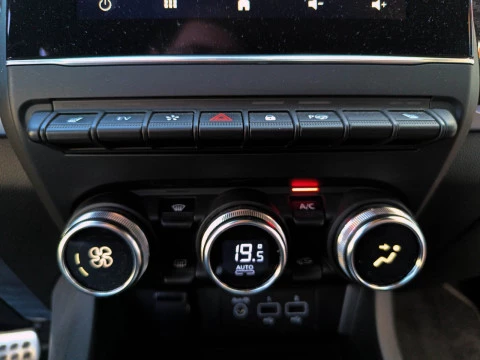 Renault Arkana 1.6 E-TECH R.S.LINE FAST TRACK 105KW 5P