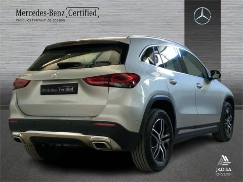 Mercedes-Benz GLA 180