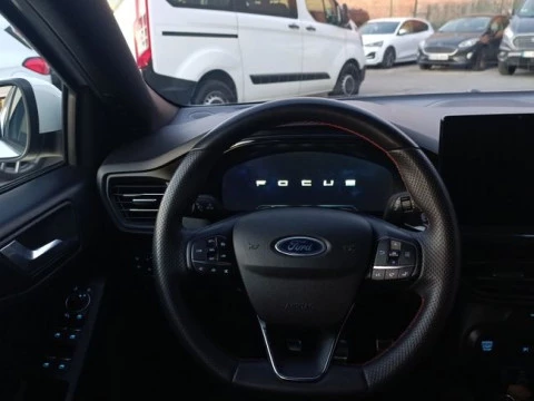 Ford Focus 1.0 Ecoboost MHEV 92kW ST-Line X