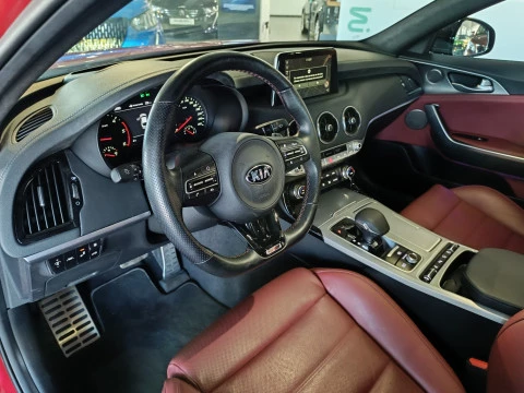 Kia Stinger 2.2 CRDi 147kW (200CV) GT Line 4x2