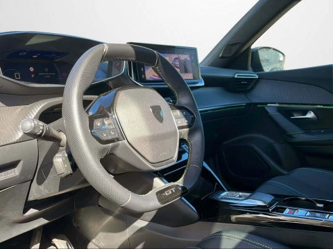 Peugeot e-2008 Eléctrico GT 156 (115kW)