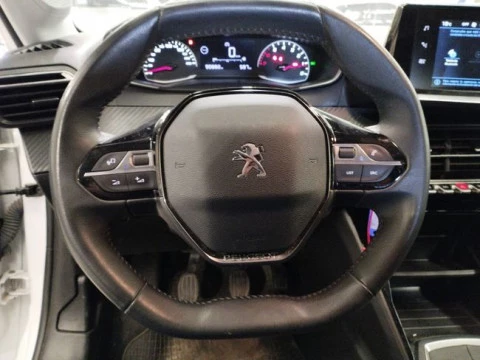 Peugeot 208 BlueHDi 73kW (100CV) Active