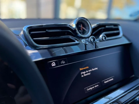 Bentley Bentayga 4WD Hybrid