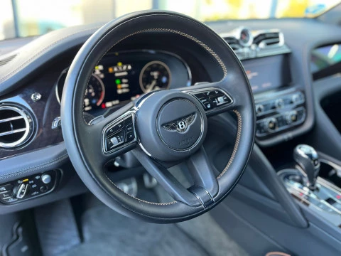 Bentley Bentayga 4WD Hybrid