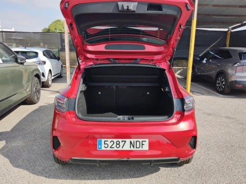 Renault Clio Techno full hybrid E-Tech 145 (103Kw)