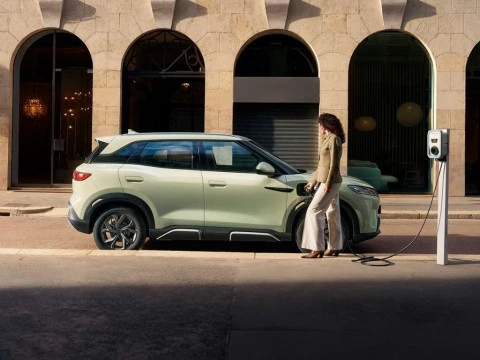 BYD ATTO 2 DM-i Active