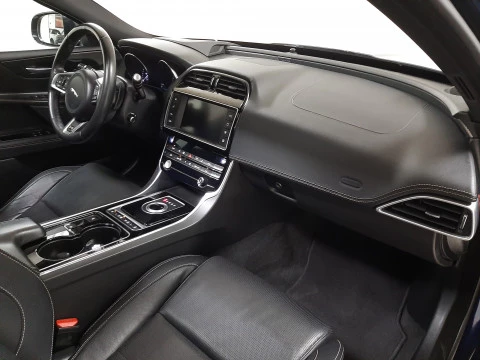 Jaguar XE 3.0 AJ126 Supercharged 250kW Auto. S