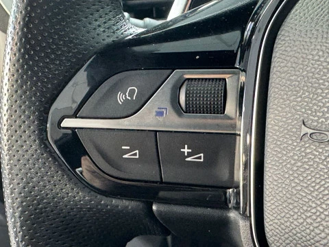 Peugeot 5008 GT BlueHDi 130 EAT8